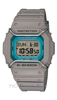  Casio DW-D5600P-8E